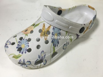 Cheap promotion EVA garden clogs/slippers with printing(12HG13019