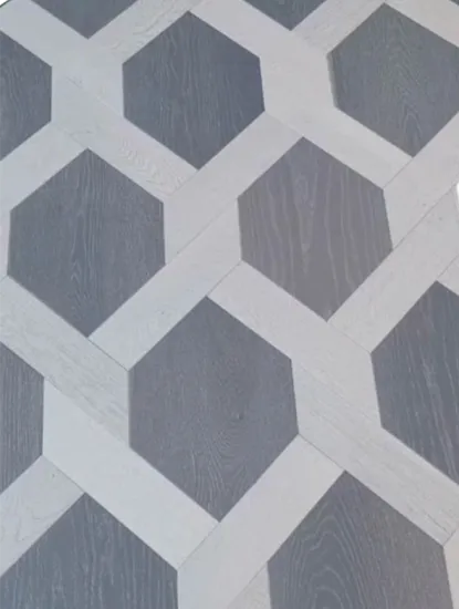 Staining a parquet flooring