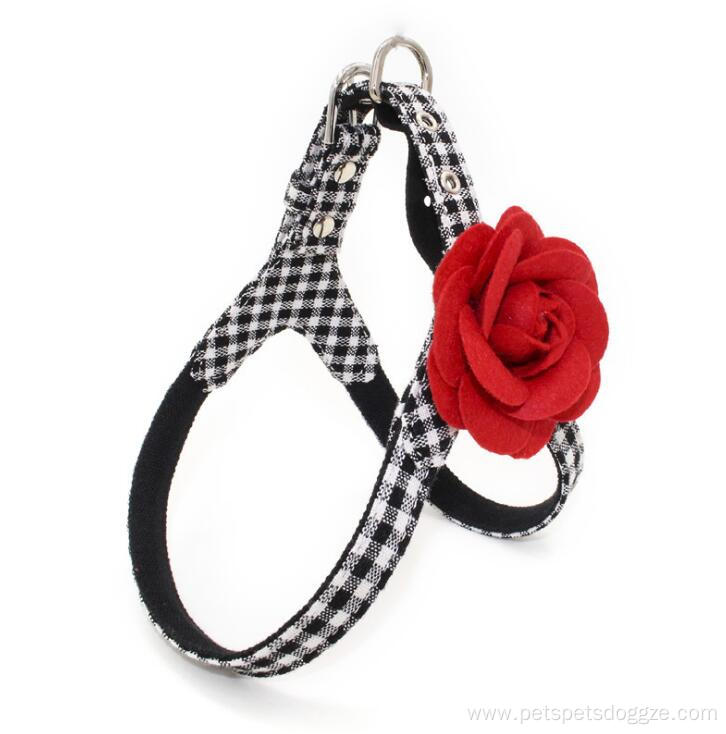 Hot selling eco-friendly luxury flower dog harness