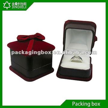 Custom ribbon jewellery box/flocking ring box in black