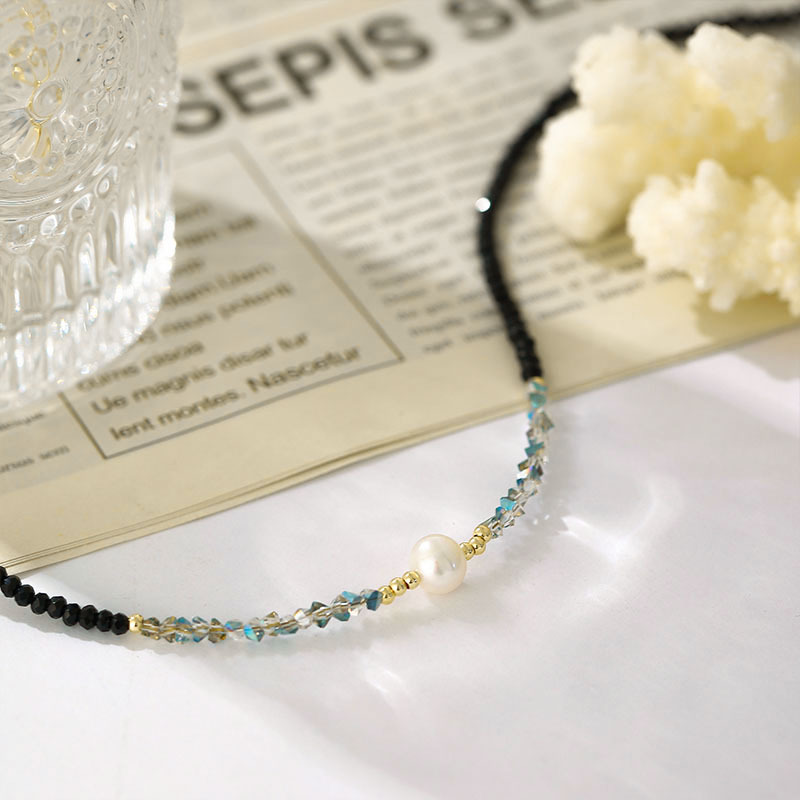 Wholesale Fashion Statement Jewelry Black Crystal Necklace
