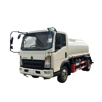  Cheap Howo 4x2 Water Bowser Truck 5000 Liter for Sale 