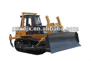 Earth moving equipment dozer D6
