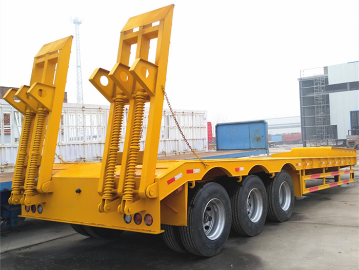 Lowboy Gooseneck Trailer