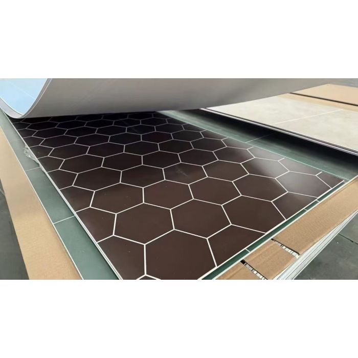 แผ่นผนังกันลื่น SPC สไตล์ห้องน้ำหรูหรา