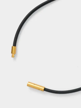 Exquisite buckle exquisite craftsmanship: crafting extraordinary accessory details for the brand