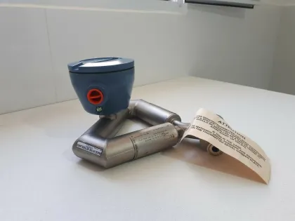 EMERSON MICRO MOTION CMF025M313N2BAEZZZ High Accuracy Mass Flow Meter