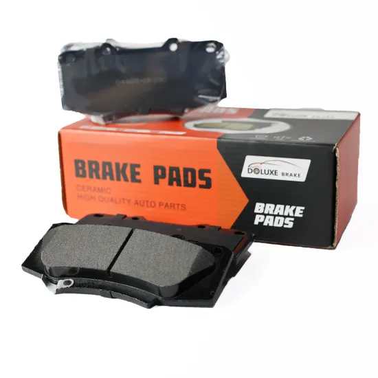 Wholesale Japanese Car Spare Front Rear Ceramic Disc Brake Pads for Toyota Hi-Lux