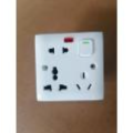 Toma de interruptor de pared de Bangladesh 8 Pin multifuncional