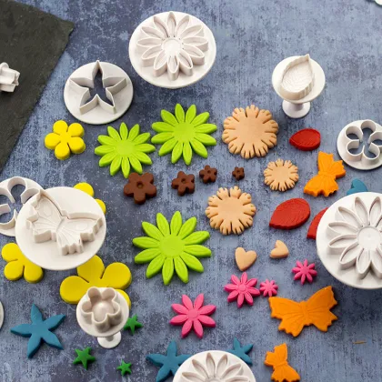 Custom Bakeware Cake Cookie Decoration Tools Set: Halloween Christmas Plastic Cookie Cutters