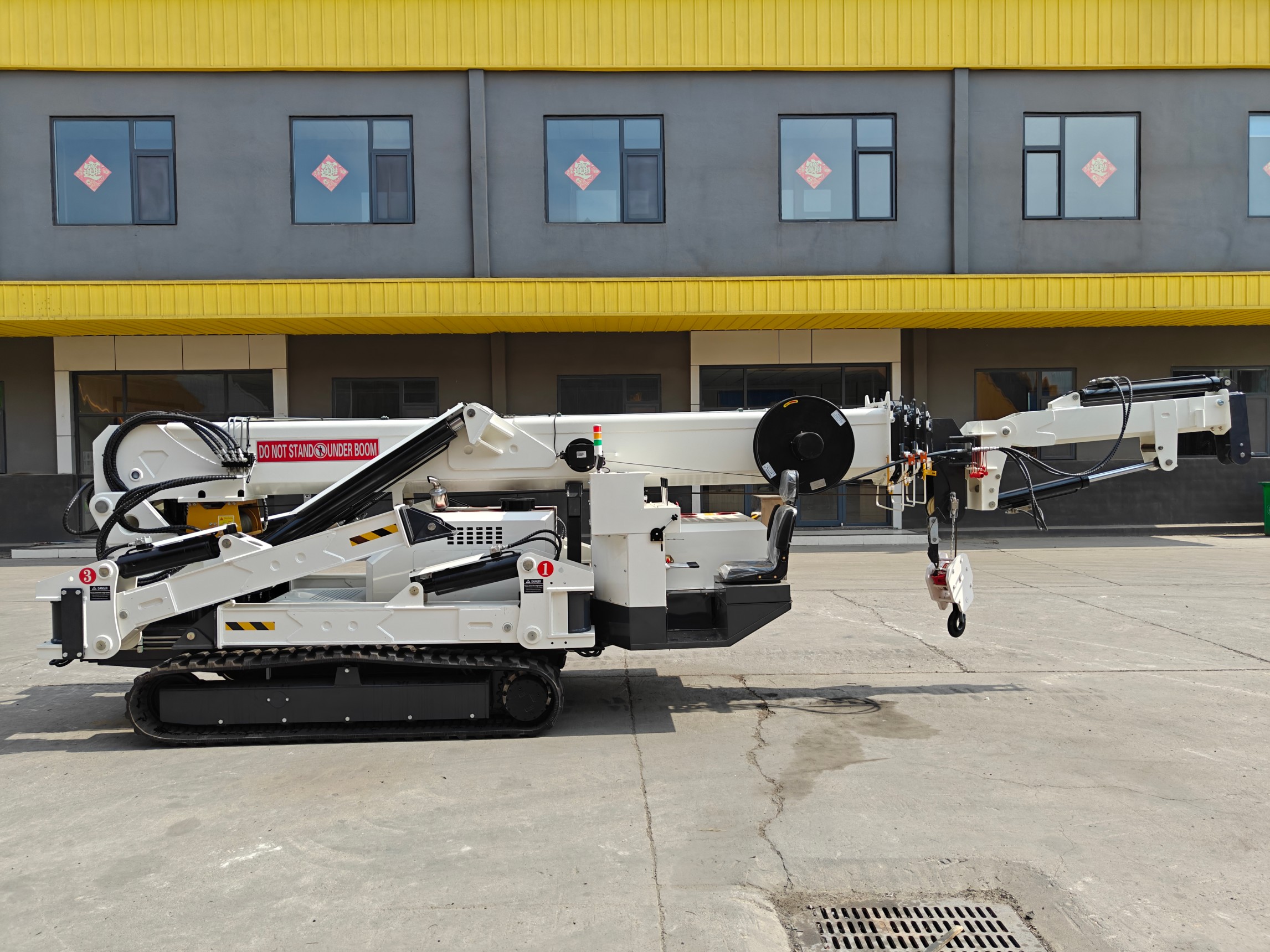 8T Spider Crane