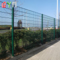 868 recinzione a doppio filo con fitta a rete saldata
