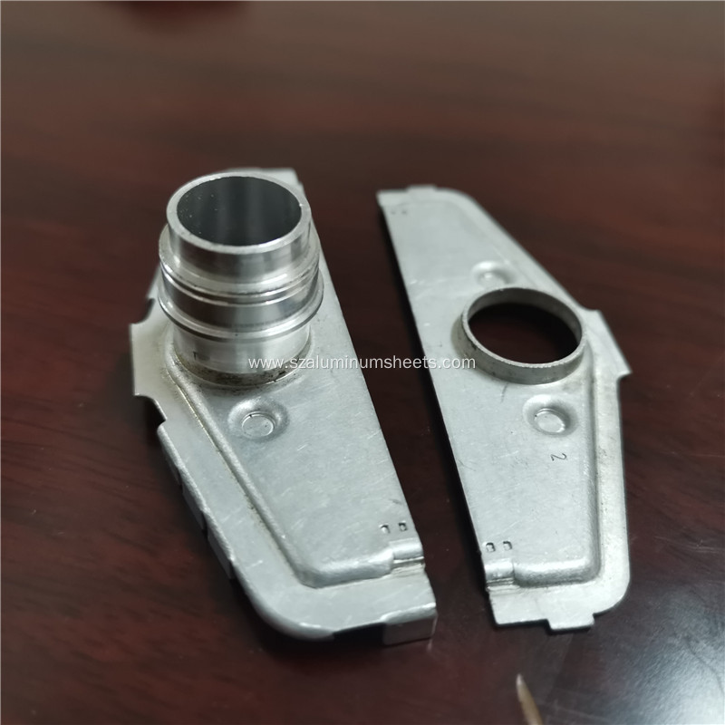 Brazing aluminum inlet and outlet for aluminum plate