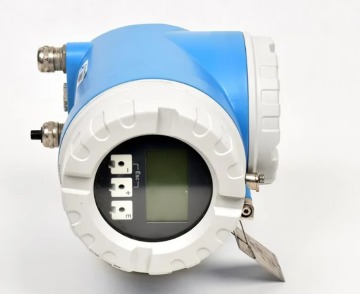 Brand New Original E+H Flowmeter Model 10L65-UEOA1AA0A4AA with Diameter DN68 for Sale