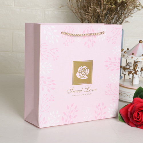 Offset Printing Coated Paper Gift Bags and Boxes