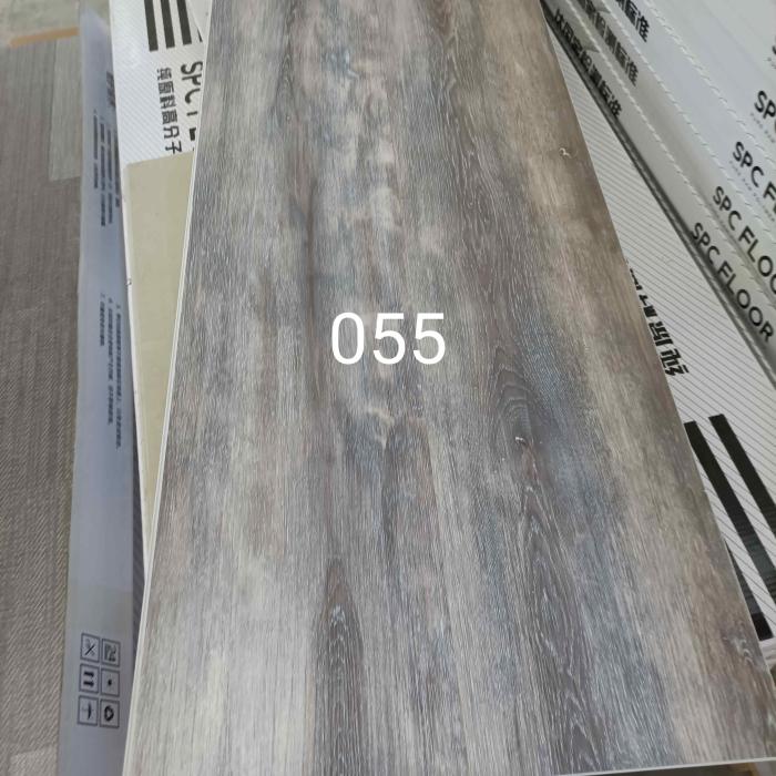 พื้นเป็นศูนย์ฟอร์มาลดีไฮด์ SPC เป็นไปตามมาตรฐานความปลอดภัยของสหภาพยุโรป