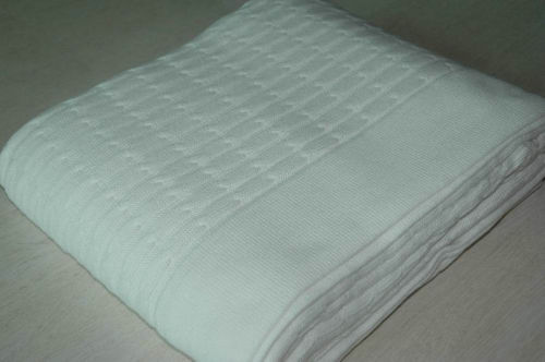 Lightweight White Knitted Throw Blankets / Cotton Large Sofa Throws Covers Luxury