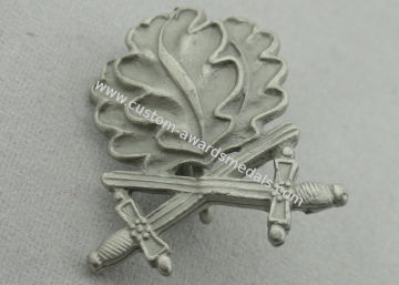 3d Leaves Shape Zinc Alloy Souvenir Badges, Memorial Badge With Cross Sword With Misty Nickel Plating