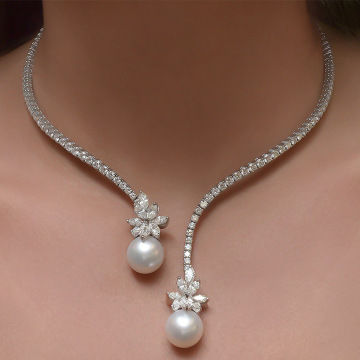 Wholesale Fashionable Retro Pearl and Zircon Women's Wedding Party Chokers Necklaces