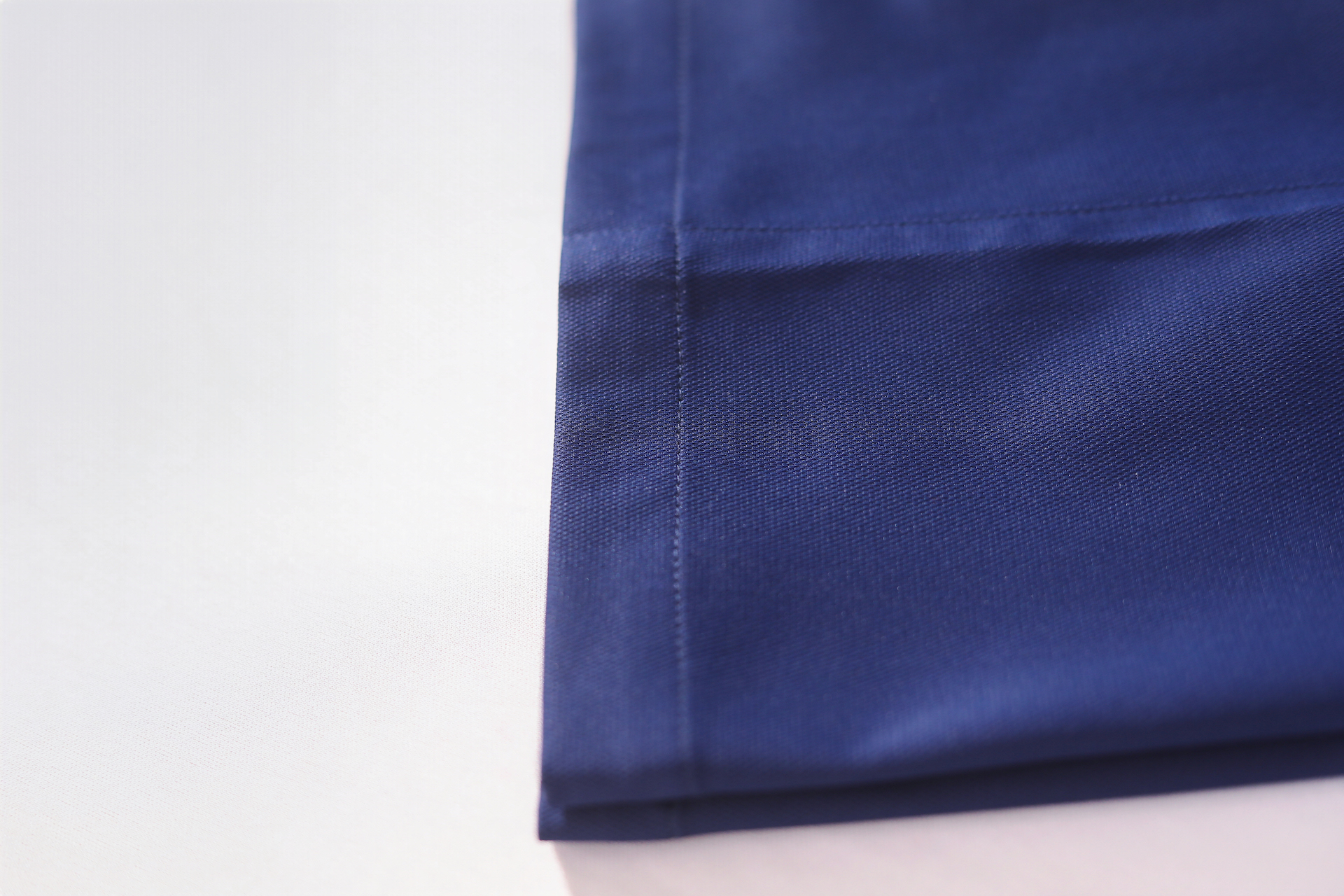 গ্রীষ্মে breathable কাজের পরিধান