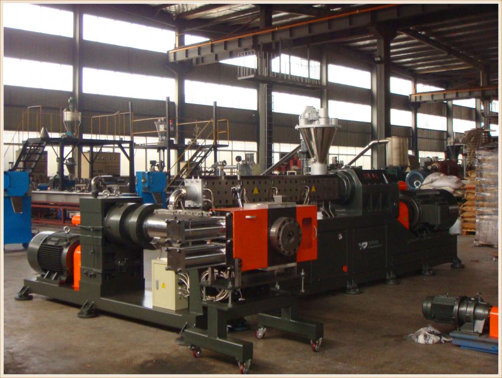 Compounding Extruder Pelletizing Line for Antistatic Material Masterbatch