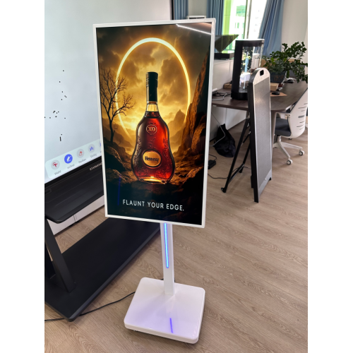 Havaalanı Dinlenme Salonu Rehberliği için Döner Mobil LCD Ekran