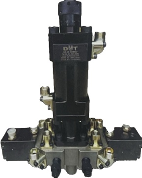 L Type Mix Head for PLC High Pressure Metering Pump Machine