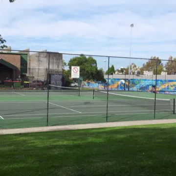 2020 Cyclone Chain Link Wire Mesh Fence for Tennis Courts