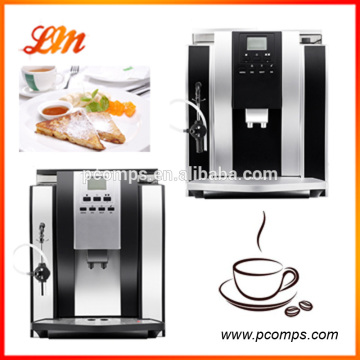 Vollautomatische Kaffeemaschinenmaschine mit klassischem Knopfstil
