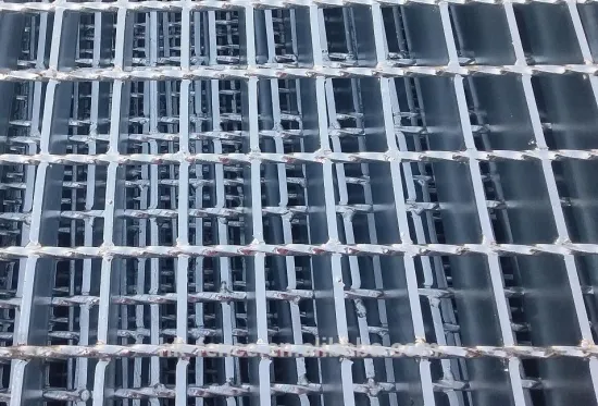 Cheap heavy duty construction steel grating,hot dip galvanized mild steel grating,lattice steel grate for floor/stair/catwalk