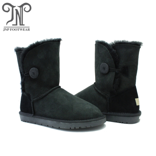 Classic women waterproof shearling lined leather boots