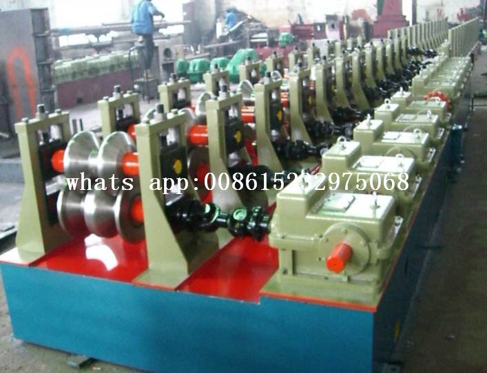 W Beam Highway Guardrail Membuat Roll Forming Machine