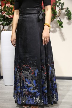 womens black pleated skirt