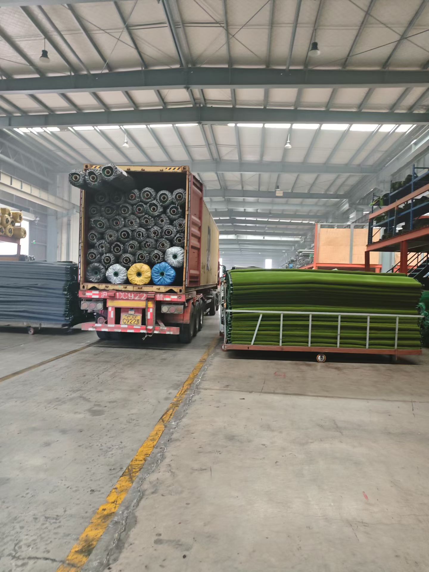 synthetic lawn warehouse