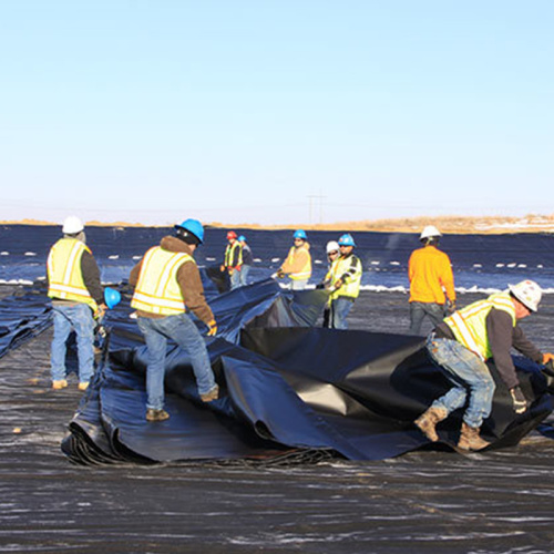 0.5mm-2.5mm พื้นผิวสภาพแวดล้อมการก่อสร้างสภาพแวดล้อม geomembrane