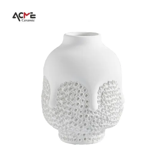 Decorative Nordic Ceramic Vase: Perfect for Office, Dining Table, and Home Flowers