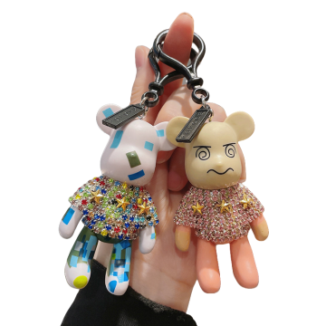 Großhandel hochwertige Kautschuk-Schlüsselringe: Diamond Bling Bear Schlüsselanains zu niedrigen Preisen