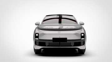 Intelligent Luxury Midsize SUV Silver L8 max