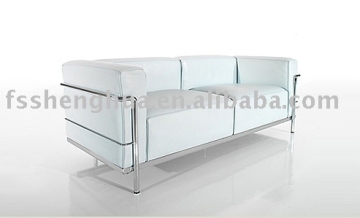 2102C sofa
