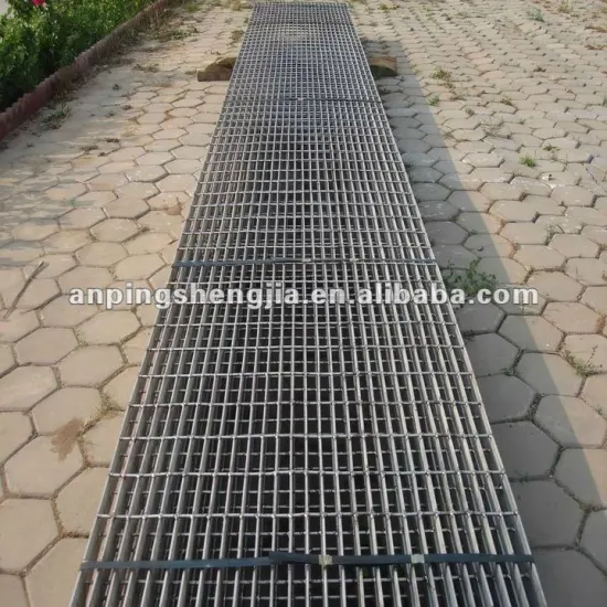 serrated steel grating (factory)