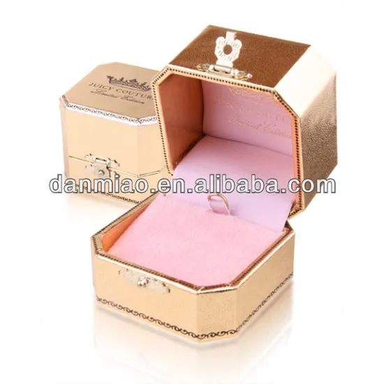 Fancy gold cardboard jewelry box