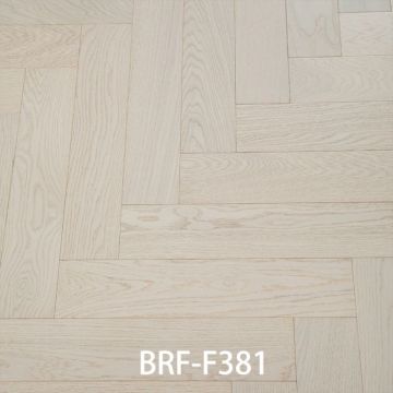 Natural White Oak Engineered Wooden Floor