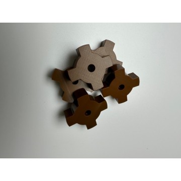 Dupont Vespel ポリイミドの製造と CNC 機械加工