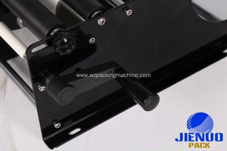 MT-30 Small Adhesive Hand Manual Labeling Machine