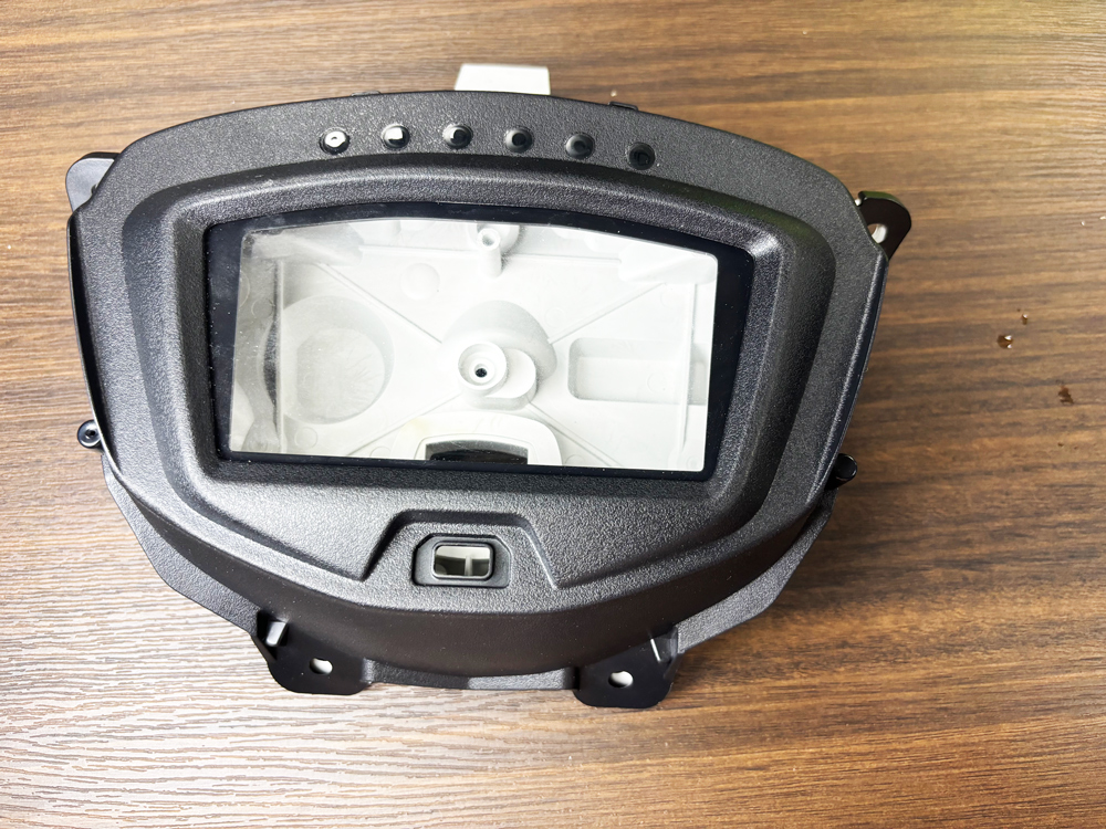 Khuôn ép phun bảng điều khiển xe máy