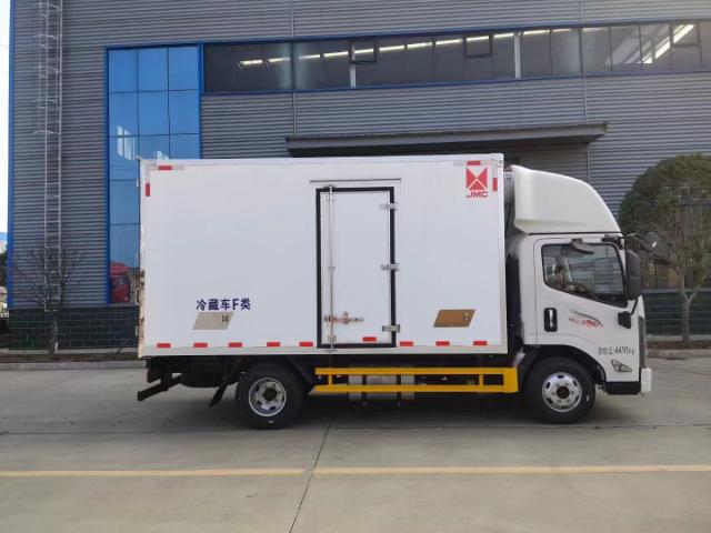 Refrigerated Truck 6 Jpg