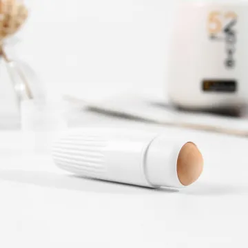 Portable Oil-absorbing Volcanic Face Roller