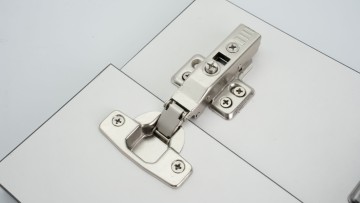 3D adjustment push open clip-on hinge