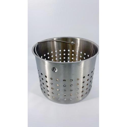 Commercial grade stainless steel turkey pot