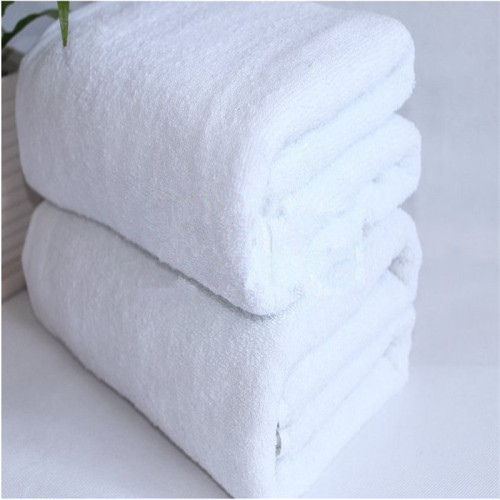 Serviette de bain en microfibre personnalisée avec une spécification de serviette de bain